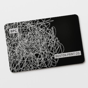 Personalisierte Visitenkarten aus schwarzem Aluminium mit Lasergravur - 0,80 mm dick, langlebig und professionell