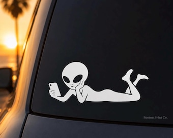 Funny Alien Selfie Vinyl Sticker, Weird Space UFO Decal, Laptop Car Window Graphic