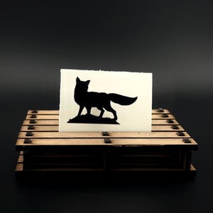 Sly and Adorable: Adesivo per auto Tiny Fox - Fai risaltare la tua auto - Adesivo per uova di Pasqua - Adesivo per auto - Adesivo per laptop - Adesivi a forma di volpe - Volpe carina