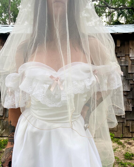 Vintage off Shoulder Western Old West Embroidered Satin Bow Ivory Lace Maxi Wedding Dress Etsy