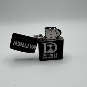 Personalisiertes Feuerzeug mit individuellem Namen, Logo oder Botschaft - Premium Geschenk Edition, Trauzeuge Geschenk, Hochzeitsgeschenke