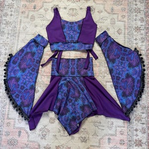 MTO  Sugar Plum Fractal Pixi goddess set, fire safe clothing, rave set, festival clothing, pixi skirt, waistband pocket, fairy sleeves