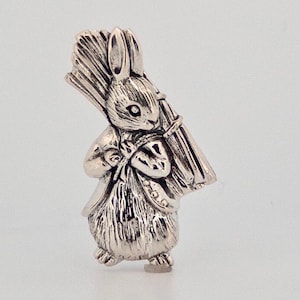 Sterling Silver Beatrix Potter Rabbit Brooch – Bunny with Straw