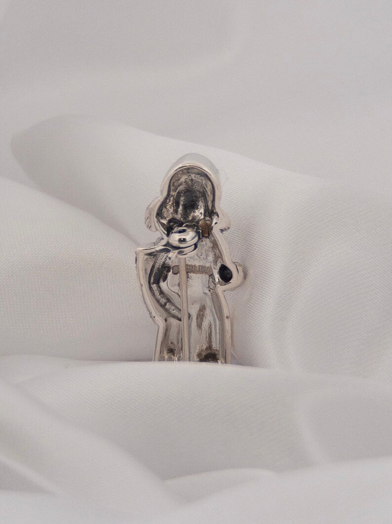 Beatrix Potter Mrs. Rabbit Sterling Silver Brooch - Etsy