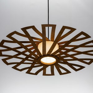 Abat-jour Discus marron, plafonnier en bois, suspension scandinave, BRADA, lampe en bois, lustre en contreplaqué, suspension en bois, lumière en bois image 1