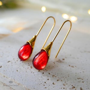 Ruby Red Earrings, Red Earring Cherry Red Stone, Red Drop Earrings, Ruby Color Dangle Earrings, Waterdrop Earrings, Holiday Gift