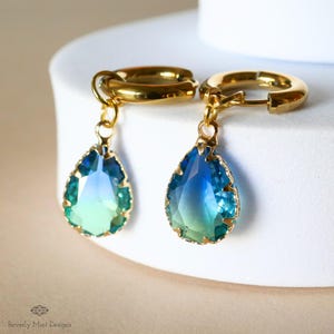 Blue and Green Teardrop Earrings, Blue Ombre Stone Drop Earrings, Elegant Teardrop Earrings, Handmade Gradient Crystal Drop Earrings