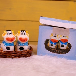 Cute Retro Cow Salt and Pepper Ceramic Shakers