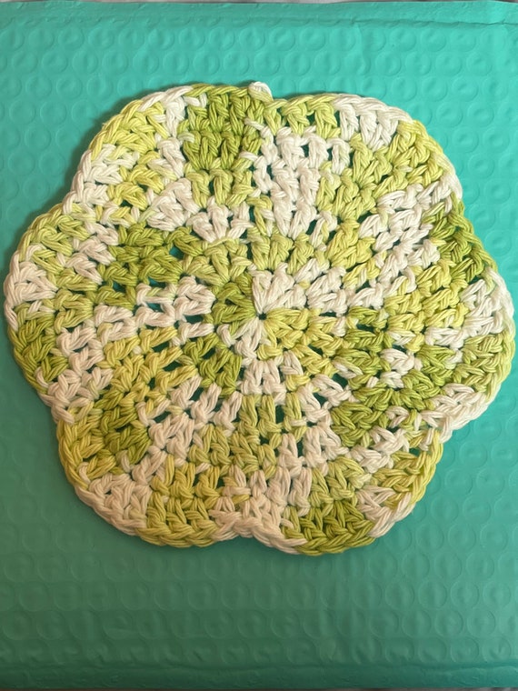 Flower dishcloth