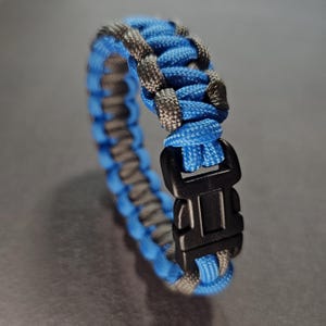 Custom Cobra Paracord Bracelet/Armband
