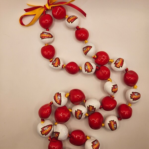 Made To Order Custom Kansas City Chiefs NFL kukui nut lei