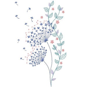 Peut inclure: Un motif de broderie bleu et rose représentant deux pissenlits avec des graines qui s'envolent dans le vent. Le motif est entouré de délicates feuilles vertes et de fleurs roses.