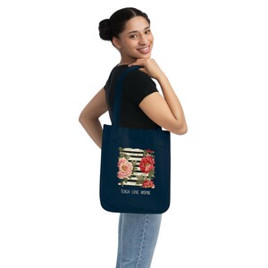 Bolso de tela con el lema "Enseña, ama, inspira", bolso para profesor, regalo de agradecimiento para profesores, bolso personalizado para profesores, regalo floral para profesores, bolso de lona. imagen 8