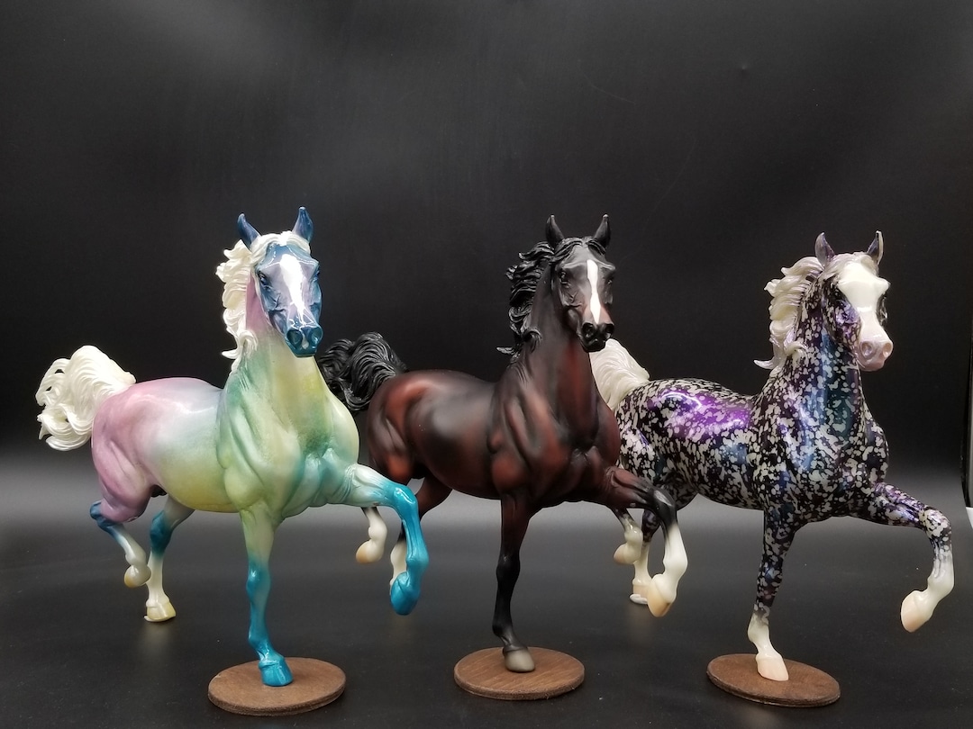 Huckleberry Bey, Totilas, Salinero Wooden Stand With Metal Peg - Etsy