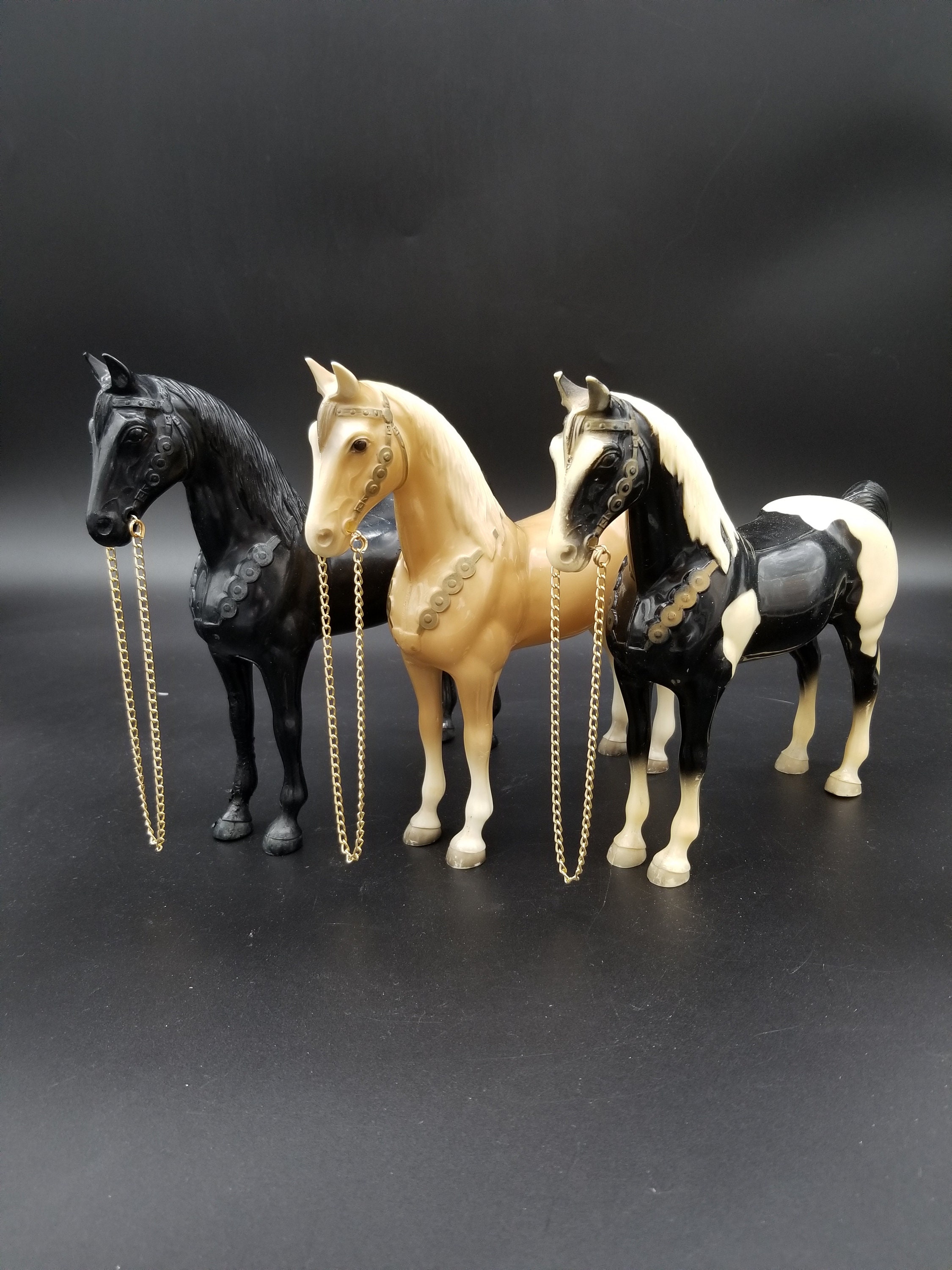 Traditional 1:9 Model Scale Halter Snaps/Lead Clips/Bridle Rein Clips -  SILVER