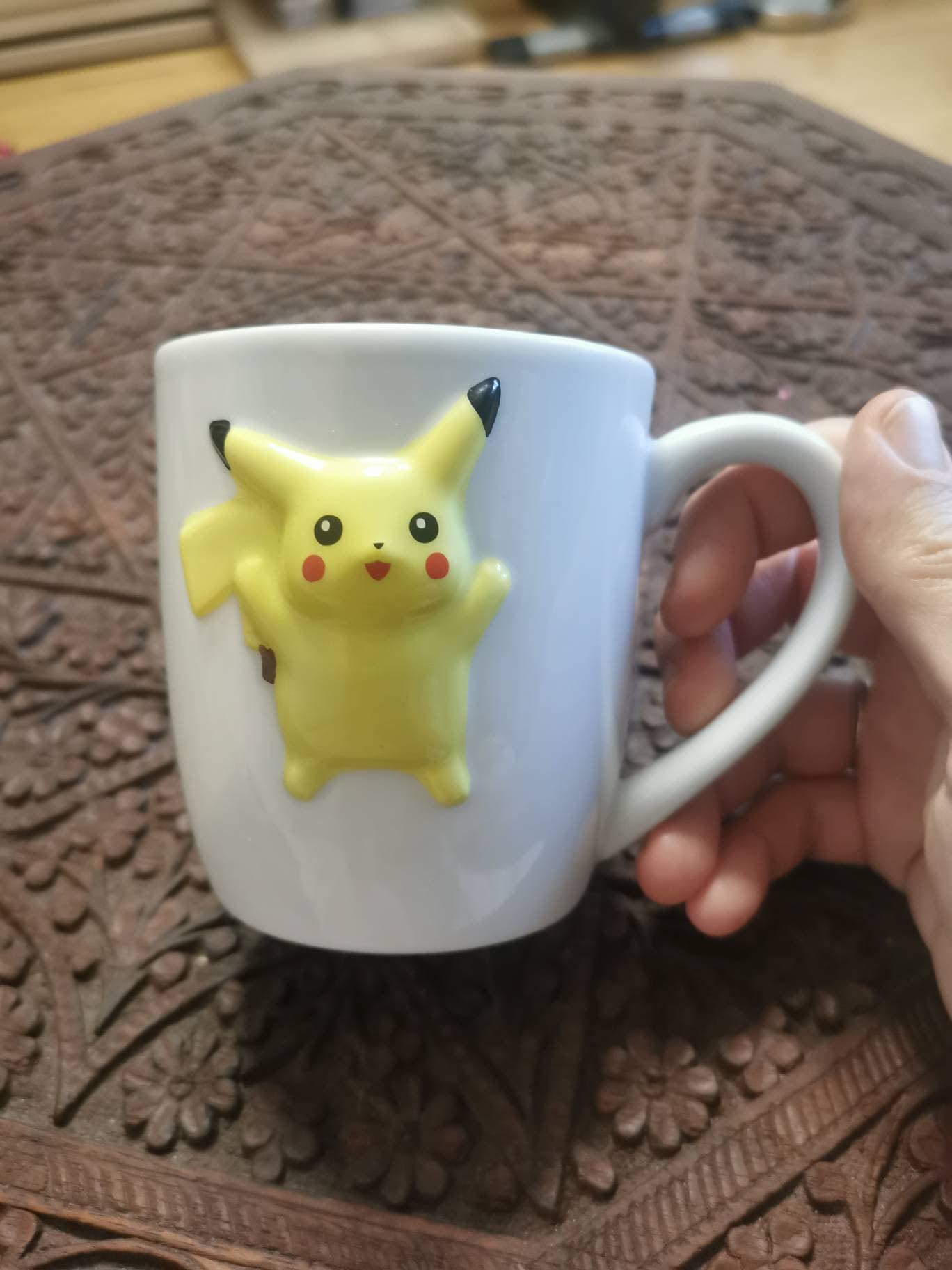 Pokemon Taza de viaje Pikachu con tapa de acero inoxidable, 16 onzas