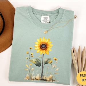 Comfort Colors® Boho Cottagecore Tshirt, Wildflowers T shirt, Vintage Pressed Flowers Shirt, Botanical Floral Tee, Gift for Gardener, Floral