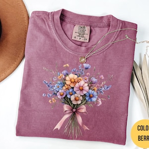 Comfort Colors® Boho Cottagecore Tshirt, Wildflowers T shirt, Vintage Pressed Flowers Shirt, Botanical Floral Tee, Gift for Gardener, Floral