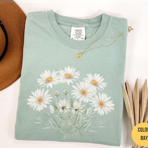 Comfort Colors® Boho Cottagecore Tshirt, Wildflowers T shirt, Vintage Pressed Flowers Shirt, Botanical Floral Tee, Gift for Gardener, Floral
