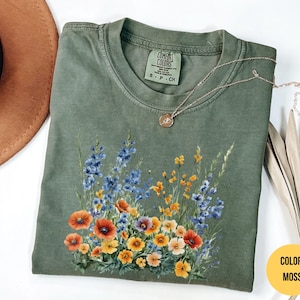 Comfort Colors® Boho Cottagecore Tshirt, Wildflowers T shirt, Vintage Pressed Flowers Shirt, Botanical Floral Tee, Gift for Gardener, Floral
