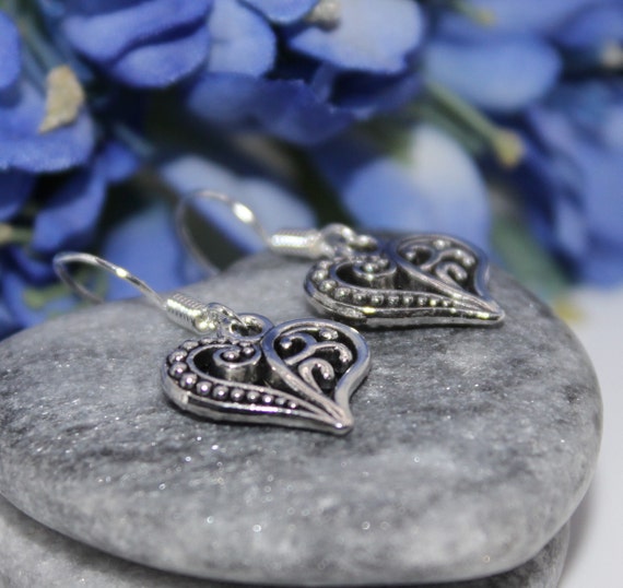 Filigree heart earrings clearance