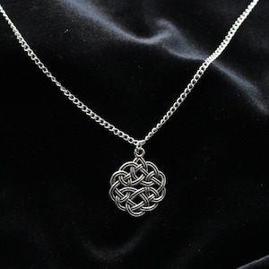 Celtic knot pendant necklace with curb chain