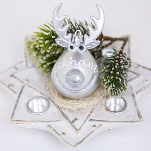 Personalisiert mit Namen Weihnachtskugel Rentier Elch Weihnachtselch mit Wunschtext Weihnachtsgeschenk Silber
