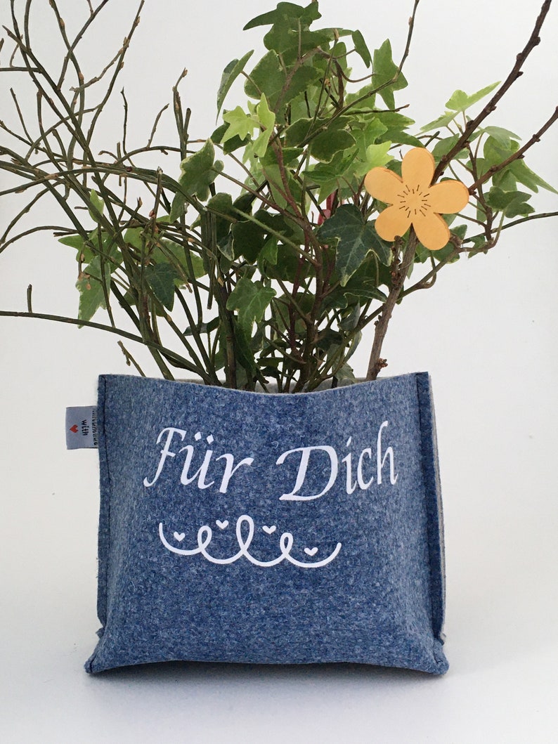 Personalisiert mit Namen Wunschtext Geschenk Filztüte Utensilo Geschenkverpackung Blumentopf Mama blau Bild 7