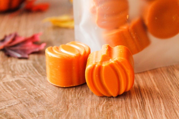Pumpkin Pretzel Latte Wax Melts, Indulge in Rich Pumpkin Butter, Sweet Vanilla Bean, Pumpkin Spice with Graham Cracker and Gooey Marshmallow