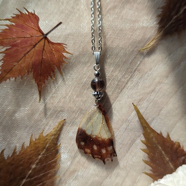 Collier aile de papillon graphium Angolanus baronis et quartz fumé