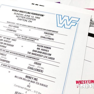 Puede incluir: Varios folletos de eventos de la World Wrestling Federation, con fecha del 13 de junio de 1993, con detalles de los combates. El evento principal es Hulk Hogan contra Yokozuna. El logotipo de la WWF est&aacute; en la esquina superior derecha. Los folletos son blancos con texto negro y azul.