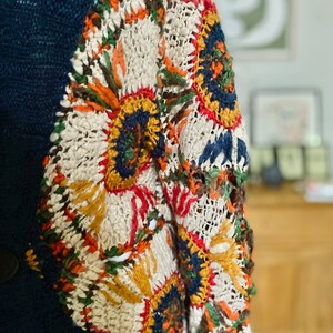 Cardigan au crochet coloré Patchwork Cardigan d'été Desigual tenue de festival hippie Cardigan bohème vintage d'été pull pull floral image 6