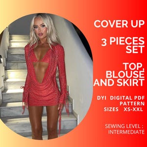 Puede incluir: Un conjunto de tres piezas rojo, que incluye un top, una blusa y una falda. El conjunto presenta mangas largas con detalles de lazo y un escote pronunciado. La imagen también incluye texto que indica que es un patrón PDF digital DIY, tallas XS-XXL y un nivel de costura intermedio.