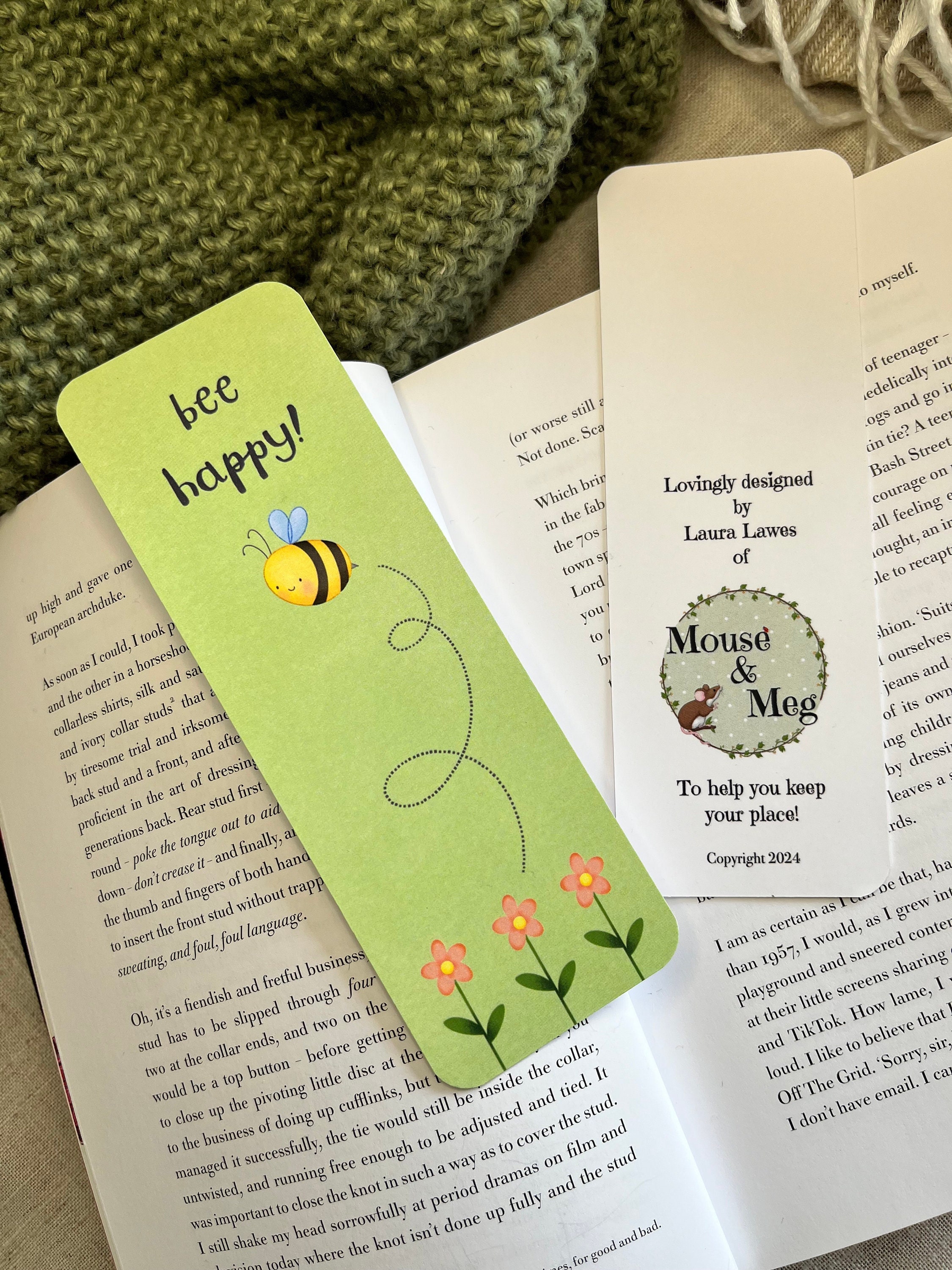 Bee Happy Bookmark - Illustration Bookmark, Reading Lovers Gift, Cute Stationery, Cottage Core, Bee Illustration, Bookworms Gift