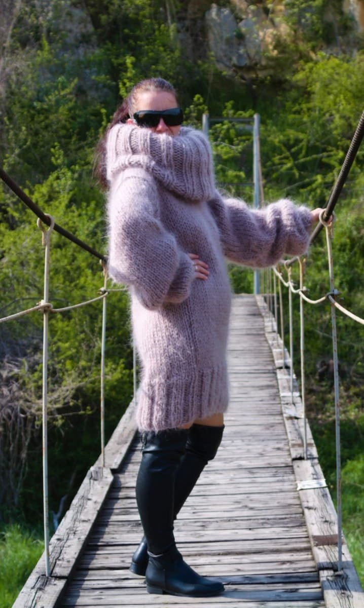 Women's Hand Knitted Soft MOHAIR Beige 