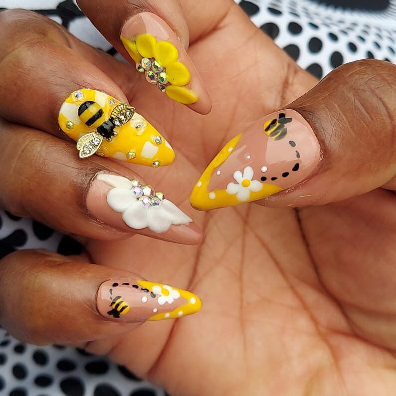 Bee Nails Bee Theme Party Bee Wedding Honey Bee Kawaii Nails Yellow Nails Bee Charms Gifts for Beekeeper Salon Nails at Home DIY Nails image 3