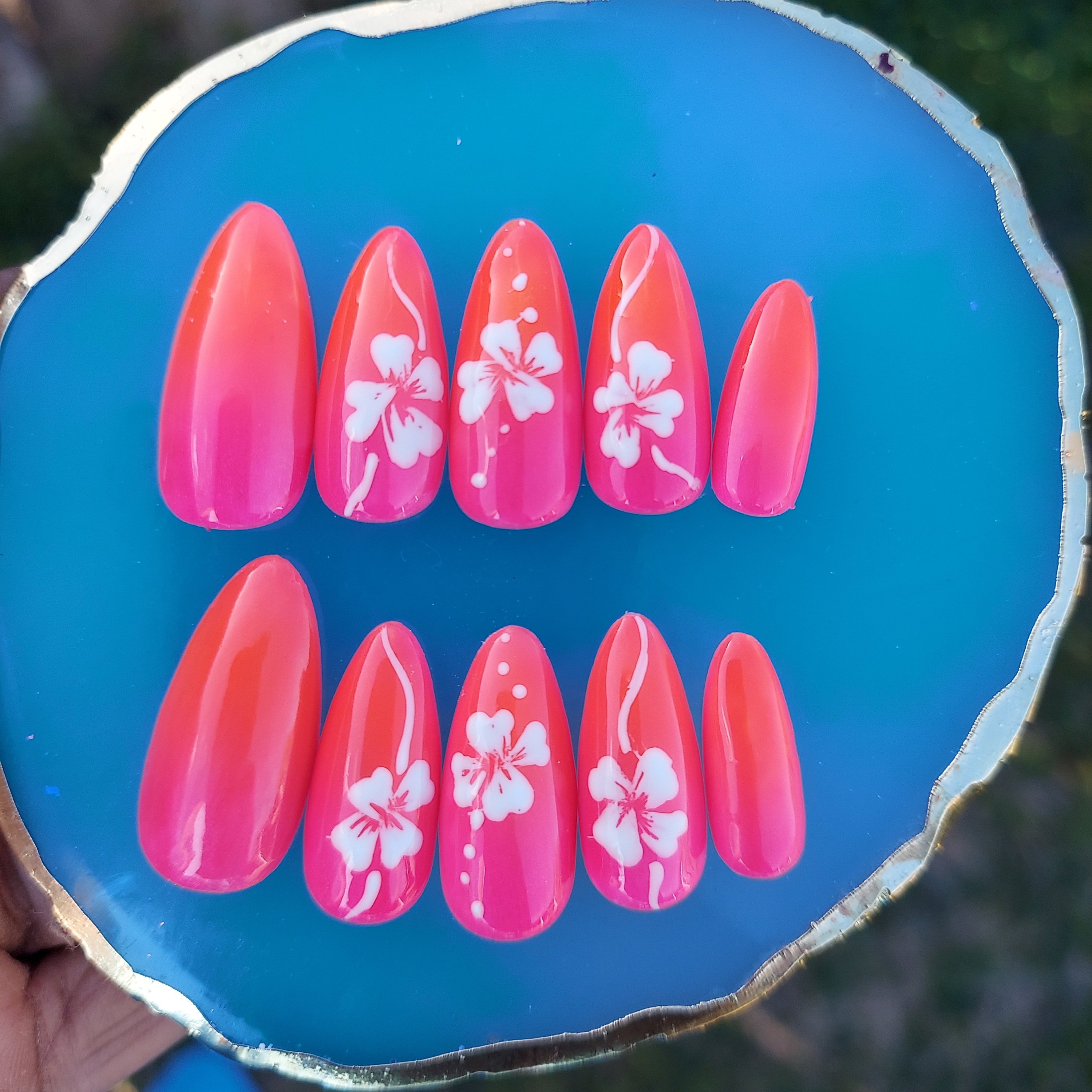 Sun‑kissed Vibrant Tropical Summer Nails