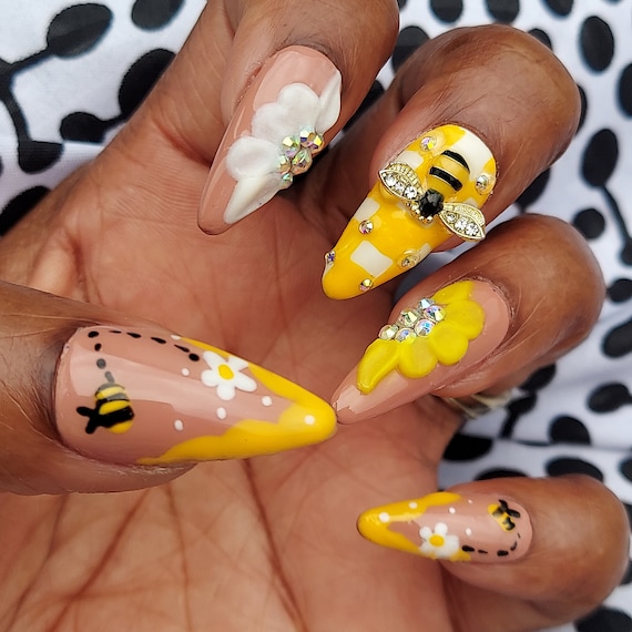 Bee Nails Bee Theme Party Bee Wedding Honey Bee Kawaii Nails Yellow Nails Bee Charms Gifts for Beekeeper Salon Nails at Home DIY Nails