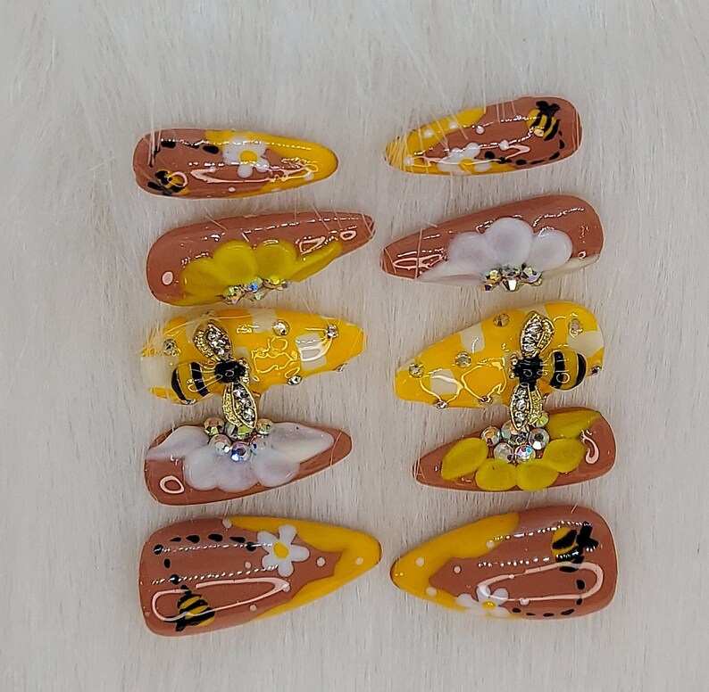 Bee Nails Bee Theme Party Bee Wedding Honey Bee Kawaii Nails Yellow Nails Bee Charms Gifts for Beekeeper Salon Nails at Home DIY Nails image 6