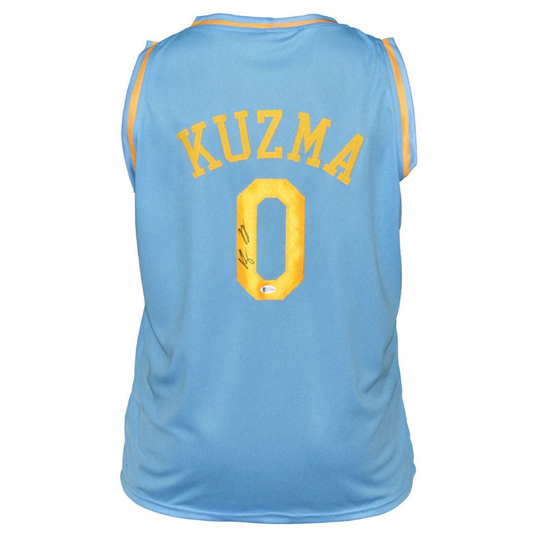 Kyle Kuzma  Basketball jersey outfit, Mens outfits, Nba jersey outfit