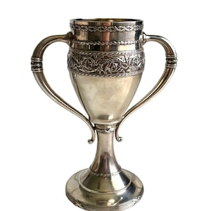 Antique Imperial Russian Silver Trophy Vase, F.A. Lorie, Егор Черятов, Moscow, 84 Zolotniki, 711g, 24cm, ca. 1899–1917