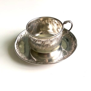 Elegant silver tea pair Minerva France 950 solid silver.