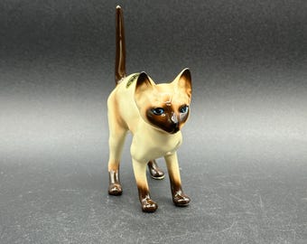 Josef Originals Siamese Cat Figurine: Retro Ceramic Kitten Decor