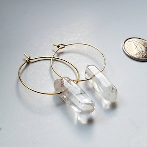 Boucles d'oreilles Gold Hoop Quartz - Boucles d'oreilles Quartz brut - Boucles d'oreilles plaquées or - Boucles d'oreilles Crystal Hoop - Cristaux de quartz - Boucles d'oreilles Dainty - Boho