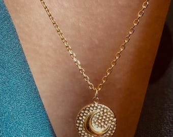 Zarte Gold Mond Halskette, Minimalist Himmel Schmuck, Boho Mond Anhänger, wasserdichte Anti-Anlauf Schichtung Charme Halskette