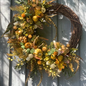 Autumn Grapevine Wreath: Thanksgiving Pumpkin & Pear Door Decor