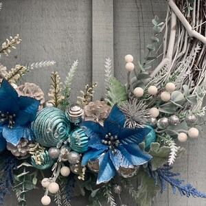 Pine cone christmas wreath craft