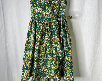Vestido cruzado asimétrico de algodón con estampado de jardín verde para niña, talla 14