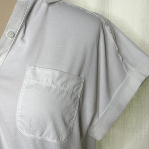 NWT Tommy Bahama Women's Kauai Hybrid Camp Shirt White Short Sleeve Button Down Size S image 4