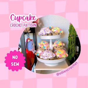 Cupcake Crochet Pattern, Cute Crochet Pattern, Beginner Friendly, Market Prep, Crochet Ideas, Cute Birthday Gift, Valentine’s Day Gift Idea